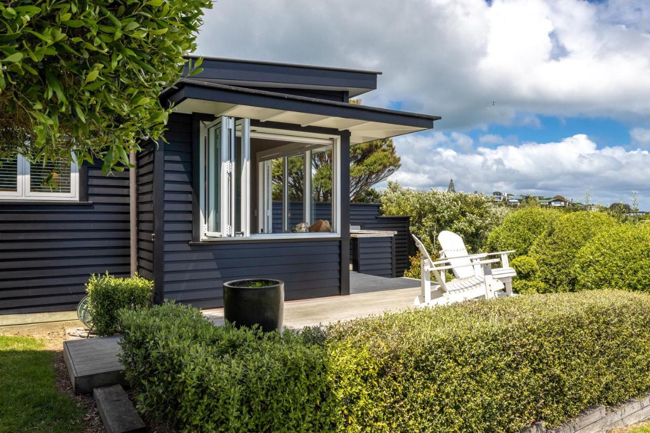 Smiths Cottage - Stay Waiheke Oneroa Exteriör bild